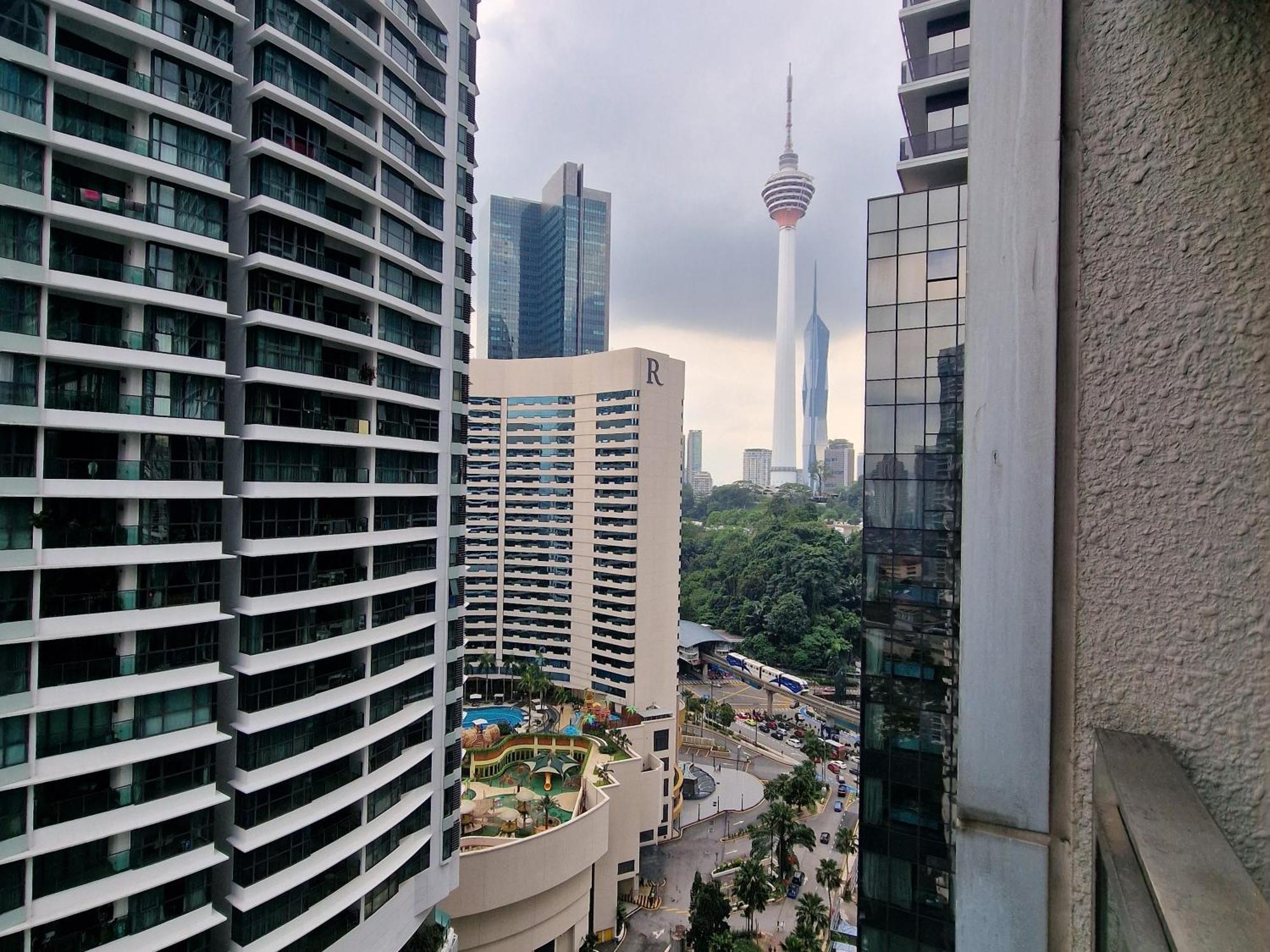 Mercu Summer Klcc By Atiq *